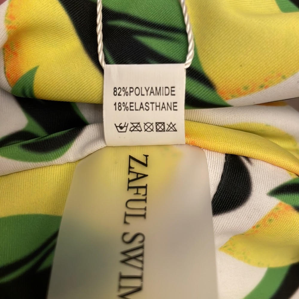 Zaful Lemon Print Bikini Top - Yellow and Green - Picture 6 of 7
